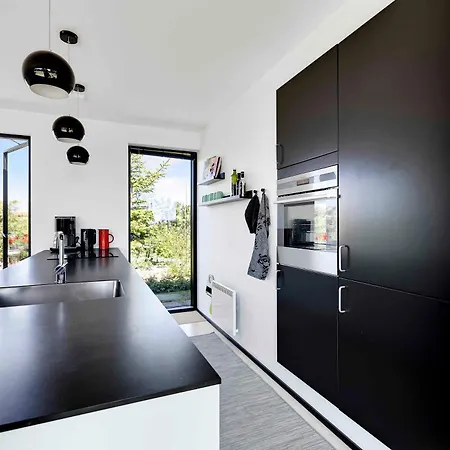 Beautiful 200 M From The Water Tatil Evi *